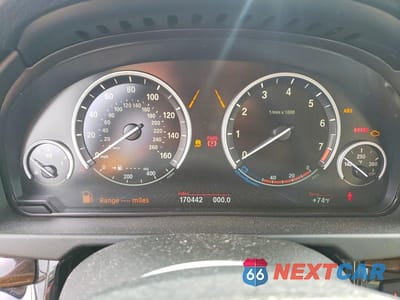 Zdjęcie 9 z 12 samochodu: 2015 BMW X5 XDRIVE35I VIN:5UXKR0C56F0P03146 - miniatura