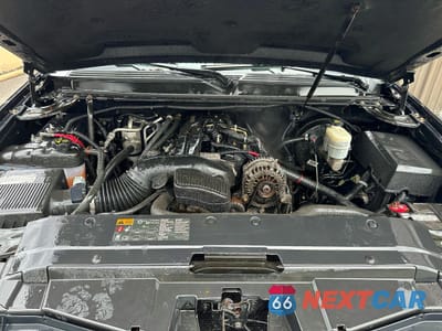 Zdjęcie 7 z 13 samochodu: 2013 CHEVROLET SUBURBAN K1500 LT VIN:1GNSKJE78DR138778 - miniatura