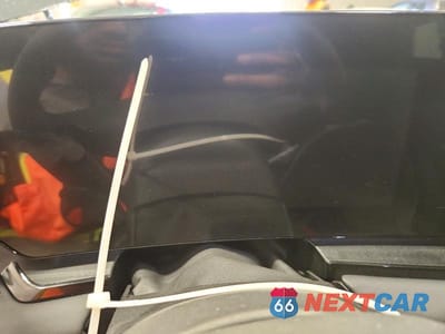 Zdjęcie 9 z 13 samochodu: 2025 AUDI Q6 E-TRON PREMIUM VIN:WA114BGFXSA044514 - miniatura