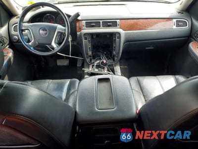 Zdjęcie 8 z 12 samochodu: 2007 GMC NEW SIERRA K1500 VIN:2GTEK19J071655727 - miniatura