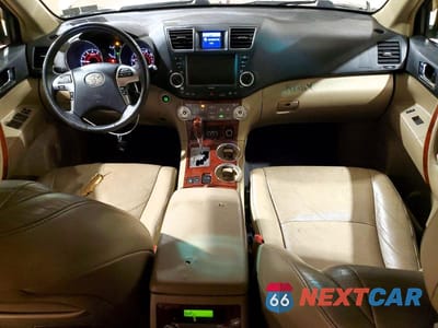 Zdjęcie 8 z 12 samochodu: 2011 TOYOTA HIGHLANDER VIN:5TDDK3EH9BS075355 - miniatura