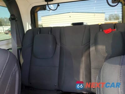 Zdjęcie 10 z 12 samochodu: 2020 JEEP WRANGLER SPORT VIN:1C4GJXAN3LW204873 - miniatura