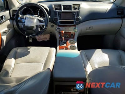 Zdjęcie 8 z 14 samochodu: 2013 TOYOTA HIGHLANDER LIMITED VIN:5TDYK3EH1DS122138 - miniatura