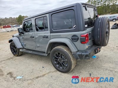 Drugie zdjęcie samochodu z przodu: 2023 JEEP WRANGLER SAHARA 4XE VIN:1C4JJXP60PW699061 - miniatura