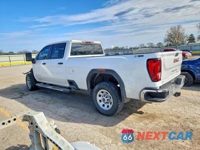 Drugie zdjęcie samochodu z przodu: 2023 GMC SIERRA K2500 HEAVY DUTY VIN:1GT49LEY1PF262060 - miniatura