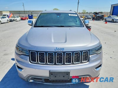 Piąte zdjęcie samochodu w środku: 2017 JEEP GRAND CHEROKEE LIMITED VIN:1C4RJEBG8HC935773 - miniatura
