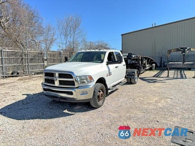 Drugie zdjęcie samochodu z przodu: 2016 RAM 3500 VIN:3C7WRTCL1GG210669 - miniatura