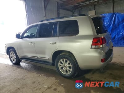 Drugie zdjęcie samochodu z przodu: 2016 TOYOTA LAND CRUISER BASE VIN:JTMCY7AJ4G4043491 - miniatura