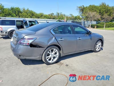 Trzecie zdjęcie samochodu z tyłu: 2014 NISSAN MAXIMA 3.5 SV VIN:1N4AA5AP0EC483494 - miniatura
