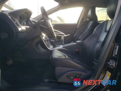 Zdjęcie 7 z 11 samochodu: 2017 VOLVO XC60 T6 DYNAMIC VIN:YV449MRR5H2069084 - miniatura