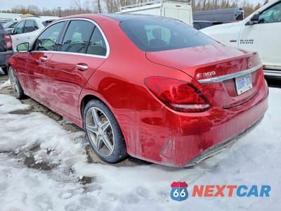 Trzecie zdjęcie samochodu z tyłu: 2016 MERCEDES-BENZ C 300 4MATIC VIN:55SWF4KB5GU121437 - miniatura