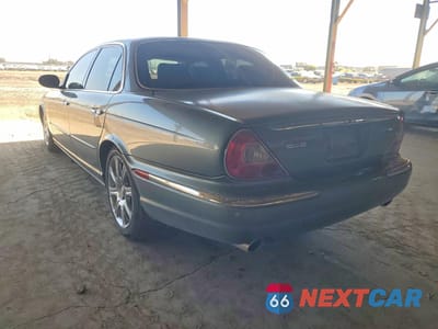Drugie zdjęcie samochodu z przodu: 2004 JAGUAR XJ8 VIN:SAJWA71C04SG25165 - miniatura