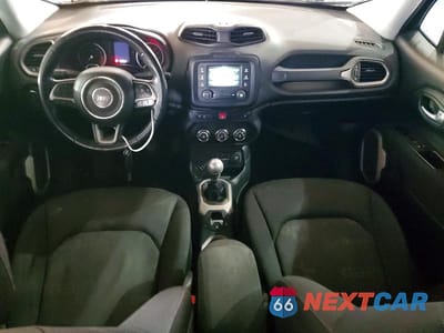 Zdjęcie 8 z 11 samochodu: 2015 JEEP RENEGADE LATITUDE VIN:ZACCJABH4FPB84302 - miniatura