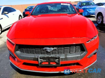 Piąte zdjęcie samochodu w środku: 2024 FORD MUSTANG VIN:1FA6P8TH4R5120928 - miniatura