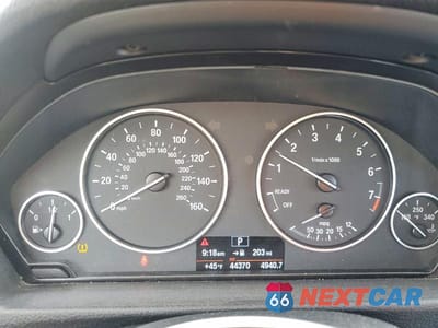 Zdjęcie 9 z 12 samochodu: 2018 BMW 320 XI VIN:WBA8A3C52JA494914 - miniatura