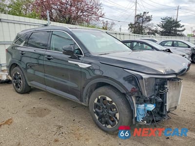 Czwarte zdjęcie samochodu z boku: 2024 KIA SORENTO S VIN:5XYRLDJCXRG257088 - miniatura