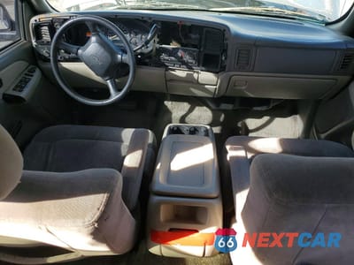 Zdjęcie 8 z 13 samochodu: 2002 CHEVROLET TAHOE K1500 VIN:1GNEK13T02J272676 - miniatura
