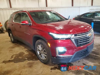 Czwarte zdjęcie samochodu z boku: 2023 CHEVROLET TRAVERSE LT VIN:1GNEVGKW1PJ197287 - miniatura