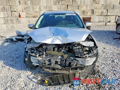 Piąte zdjęcie samochodu w środku: 2015 FORD FOCUS SE VIN:1FADP3F25FL375760 - miniatura