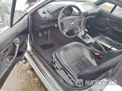 Zdjęcie 8 z 12 samochodu: 1998 BMW Z3 1.9 VIN:4USCH7339WLE10157 - miniatura