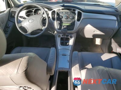 Zdjęcie 8 z 12 samochodu: 2006 TOYOTA HIGHLANDER SPORT VIN:JTEEP21A160177908 - miniatura