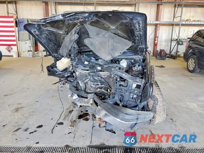 Piąte zdjęcie samochodu w środku: 2004 CHEVROLET SILVERADO K1500 VIN:2GCEK13T341411284 - miniatura