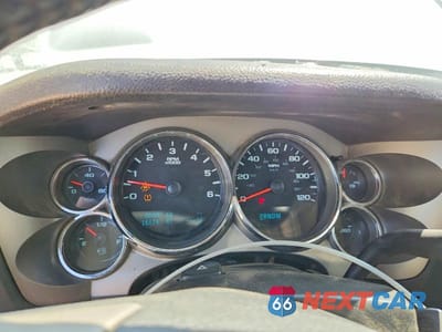 Zdjęcie 9 z 12 samochodu: 2008 GMC SIERRA K1500 VIN:3GTEK13J08G231031 - miniatura