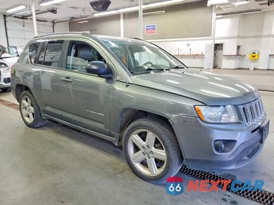 Czwarte zdjęcie samochodu z boku: 2012 JEEP COMPASS LIMITED VIN:1C4NJDCBXCD687900 - miniatura