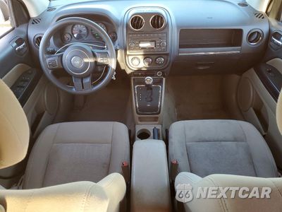 Zdjęcie 8 z 13 samochodu: 2013 JEEP COMPASS SPORT VIN:1C4NJCBB9DD258390 - miniatura