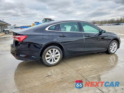 Trzecie zdjęcie samochodu z tyłu: 2019 CHEVROLET MALIBU LT VIN:1G1ZD5ST9KF121747 - miniatura