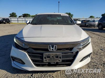 Piąte zdjęcie samochodu w środku: 2018 HONDA ACCORD SPORT VIN:1HGCV1F3XJA226873 - miniatura