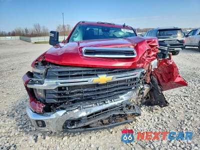 Piąte zdjęcie samochodu w środku: 2024 CHEVROLET SILVERADO K3500 LT VIN:1GC4YTEYXRF272740 - miniatura