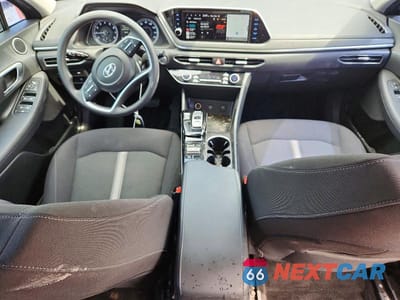 Zdjęcie 8 z 12 samochodu: 2023 HYUNDAI SONATA SEL VIN:KMHL64JA8PA302839 - miniatura