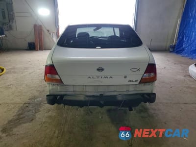 Zdjęcie 6 z 12 samochodu: 1998 NISSAN ALTIMA XE VIN:1N4DL01D4WC214917 - miniatura
