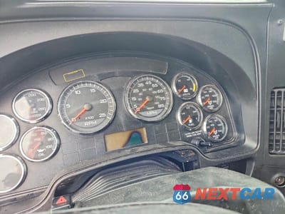 Zdjęcie 8 z 10 samochodu: 2016 INTERNATIONAL PROSTAR VIN:3HSDJSNR8GN261337 - miniatura