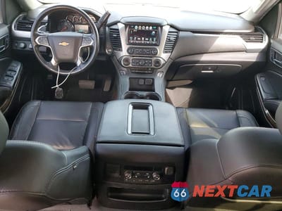 Zdjęcie 8 z 13 samochodu: 2019 CHEVROLET SUBURBAN K1500 LT VIN:1GNSKHKC2KR336683 - miniatura