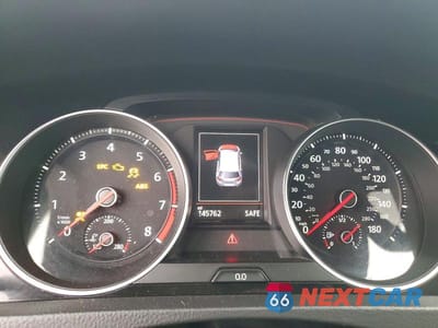Zdjęcie 9 z 13 samochodu: 2018 VOLKSWAGEN GTI S VIN:3VW547AU4JM292462 - miniatura