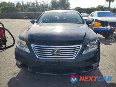 Piąte zdjęcie samochodu w środku: 2010 LEXUS IS 460 VIN:JTHGL1EF9A5041206 - miniatura