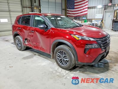 Czwarte zdjęcie samochodu z boku: 2025 NISSAN ROGUE S VIN:5N1BT3AB8SC835326 - miniatura