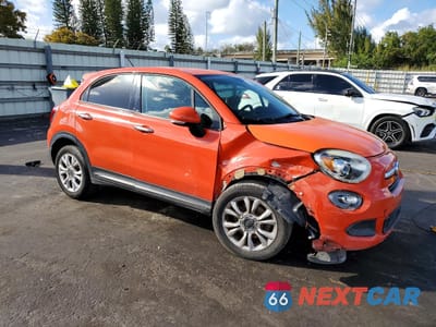 Czwarte zdjęcie samochodu z boku: 2016 FIAT 500X EASY VIN:ZFBCFXBT5GP441879 - miniatura