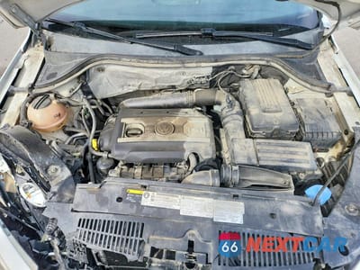 Zdjęcie 11 z 12 samochodu: 2016 VOLKSWAGEN TIGUAN S VIN:WVGBV7AXXGW523933 - miniatura