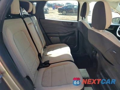 Zdjęcie 11 z 12 samochodu: 2022 FORD ESCAPE SE VIN:1FMCU0G63NUB42639 - miniatura