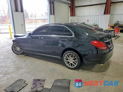 Drugie zdjęcie samochodu z przodu: 2015 MERCEDES-BENZ C 300 4MATIC VIN:55SWF4KB5FU030246 - miniatura