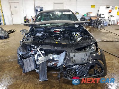 Piąte zdjęcie samochodu w środku: 2023 ALFA ROMEO GIULIA QUADRIFOGLIO VIN:ZARFAMEVXP7676787 - miniatura