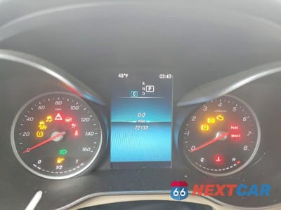 Zdjęcie 9 z 12 samochodu: 2021 MERCEDES-BENZ GLC 300 4MATIC VIN:W1N0G8EB1MF918775 - miniatura