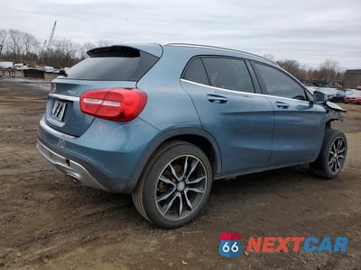 Trzecie zdjęcie samochodu z tyłu: 2015 MERCEDES-BENZ GLA 250 4MATIC VIN:WDCTG4GB5FJ037324 - miniatura