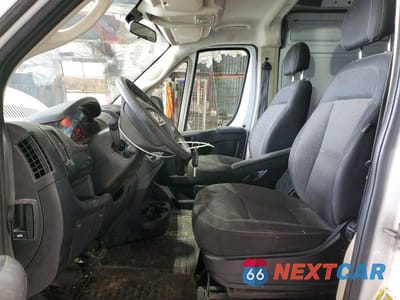 Zdjęcie 7 z 13 samochodu: 2018 RAM PROMASTER 2500 DELIVERY VAN VIN:3C6TRVDG4JE136946 - miniatura