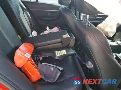 Zdjęcie 10 z 12 samochodu: 2017 BMW 330 XI VIN:WBA8D9G55HNU59145 - miniatura