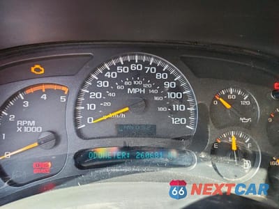 Zdjęcie 8 z 10 samochodu: 2005 CHEVROLET SILVERADO C2500 HEAVY DUTY VIN:1GCHC232X5F813174 - miniatura