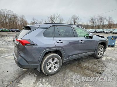 Czwarte zdjęcie samochodu z boku: 2023 TOYOTA RAV4 HYBRID LE VIN:JTMMWRFV4PD187799 - miniatura